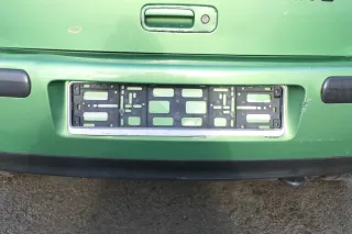 VW Golf 4 Limousine Stoßstange hinten Heckstoßstange Stoßfänger grün LA6P - Bild 2