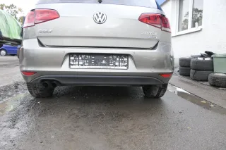 VW Golf 7 5G Limousine Stoßstange hinten Heckstoßstange braun golf LC8Y PDC - Bild 1