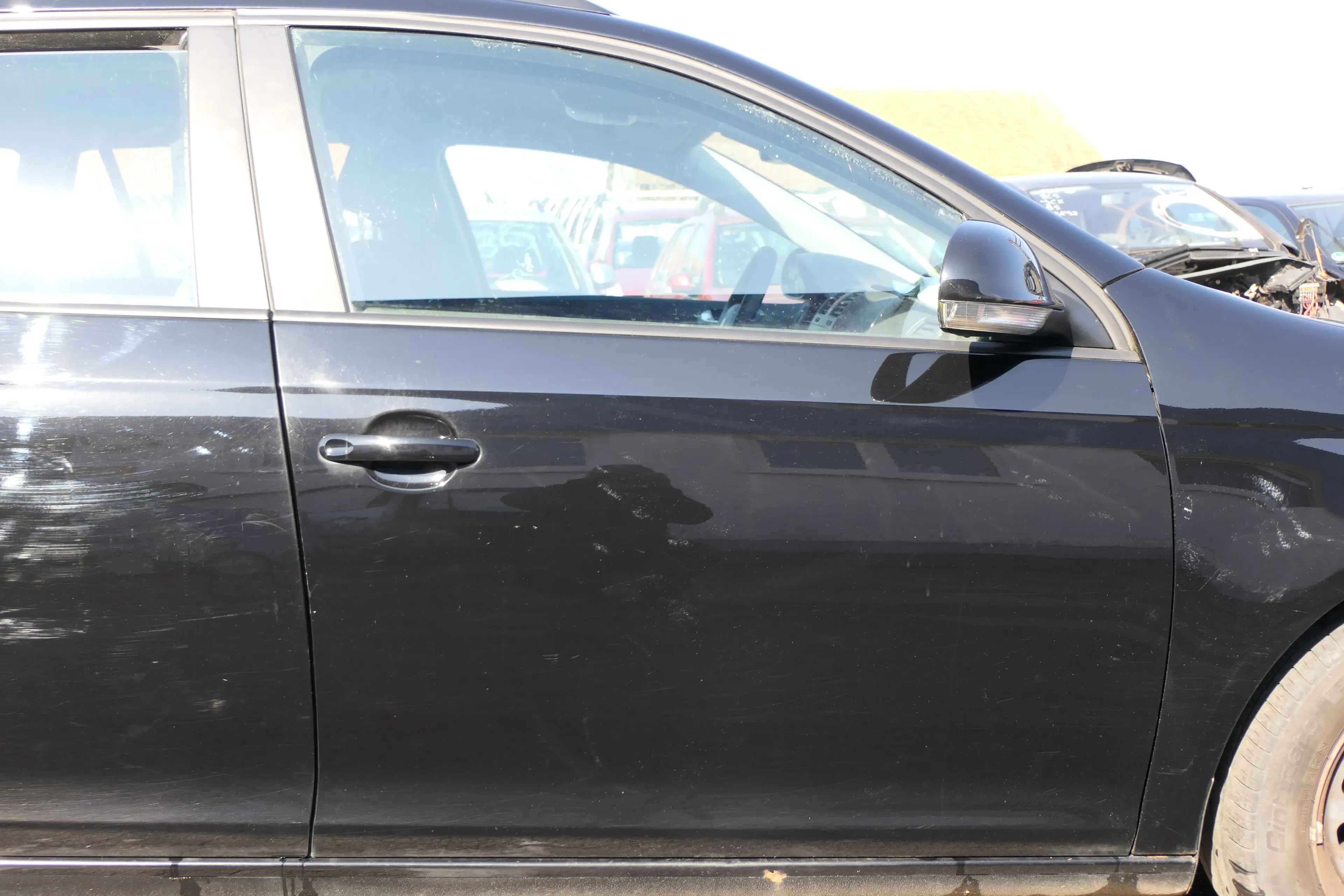 VW Golf 6 nur Kombi / Variant Tür vorne rechts Beifahrertür schwarz L041 uni - Bild 1