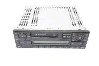 VW Golf 4 Bora Polo Radio Beta 1J0035152E original mit Code - Bild 1