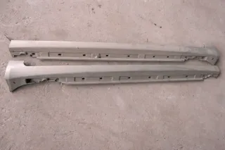 Audi A4 8E B6 B7 Blende Holm rechts unten Schweller Verkleidung LY1X gelb besch - Bild 1