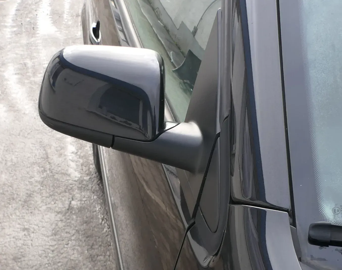 VW Polo 9N 9N3 elektrischer Spiegel Außenspiegel rechts vorne schwarz LC9Z - Bild 1