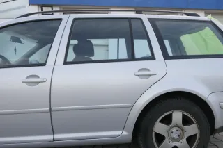 VW Golf 4 Bora Tür hinten links nur Kombi / Variant silber LB7Z - ohne Anbauteil - Bild 1