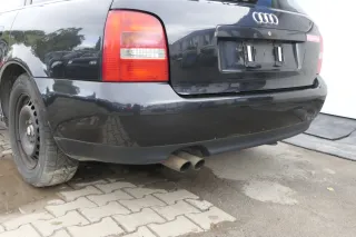 Audi A4 B5 Kombi Variant Stoßstange hinten Heckstoßstange schwarz LZ9W Facelift - Bild 3