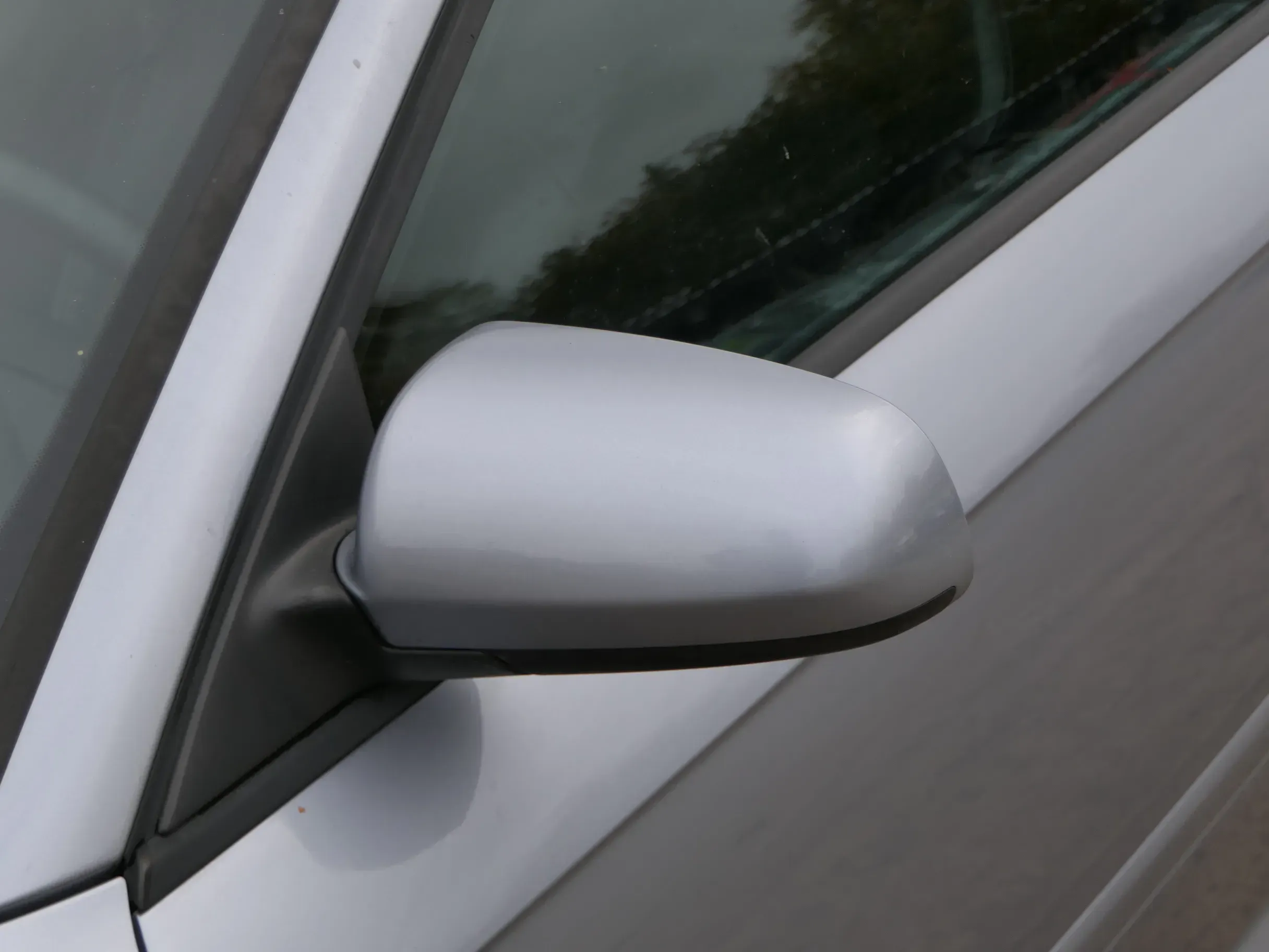 Audi A3 8P elektrischer Spiegel Außenspiegel vorne links grau LY7J + Glas - Bild 1