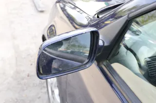 VW Golf 4 Bora elektrischer Spiegel vorne links Außenspiegel blau LC5H Glas - Bild 3
