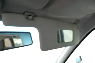 Audi 80 Sonnenblende vorne rechts grau platin Spiegel 893857552J - Bild 1