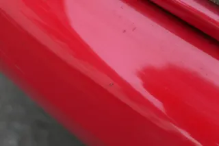 VW Polo 6N Stoßstange vorne 2-geteilte Frontstoßstange rot LP3G Stoßfänger - Bild 2