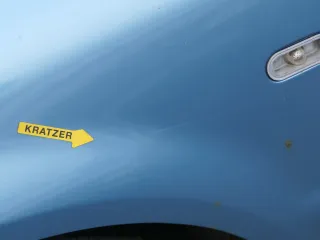 VW Passat 3B Kotflügel vorne links blau grün türkis ( evtl. LB7T oder LB6N ???) - Bild 13