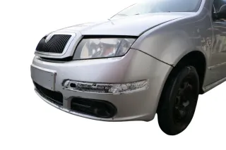 Fabia 6Y Stoßstange Stoßfänger vorne grau silber LF7T Facelift-Gitter NSW-MÄNGEL - Bild 5