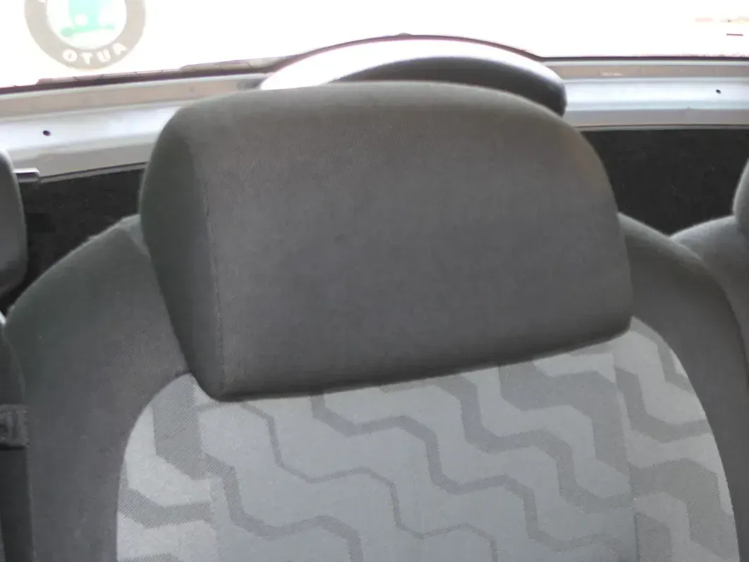 1x Skoda Roomser 5J Kopfstütze hinten rechts oder links - anthrazit - Bild 1