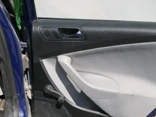 1x VW Passat 3C Variant Türverkleidung Verkleidung Tür hinten rechts grau - Bild 3