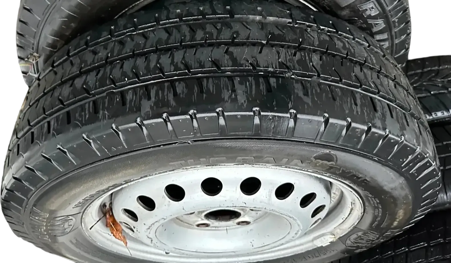 1x VW T4 Felgen Reifen 195/70 R15C 104/102R Sommerreifen 6jx15H2 ET55 6mm - Bild 1