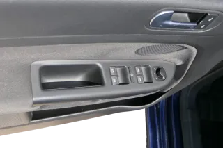 1x VW Golf Plus 5M 1x Türverkleidung Verkleidung Tür vorne links schwarz Griff - Bild 4