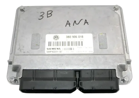 VW Passat 3BG Steuergerät Motor 3B0906018 ANA 1,6 74kw 101PS Motorsteuergerät