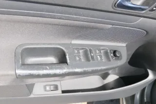 1x Golf 5 Limousine Türverkleidung Verkleidung Tür vorn links 4/5Türer Abdeckung - Bild 4