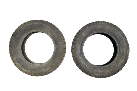 2x 215/65 R16 98S Offroad Reifen 4x4 M&S ca. 9-10 mm - nur Reifen