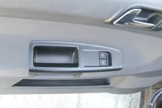 1x VW Polo 9N Türverkleidung Verkleidung Tür vorne links 2/3-Türer Griff Öffner - Bild 4