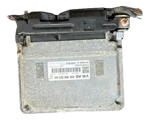 Seat Ibiza 6J Steuergerät 1,2 03E906023AA CGPA Motor Motorsteuergerät
