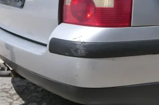 VW Passat 3BG Kombi Variant Stoßstange hinten Heckstoßstange silber LA7W - Bild 8