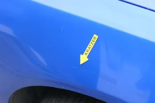 Audi A4 B5 (bis caMitte1999 Bild vergle) Kotflügel vorne rechts blau lila LY3K - Bild 5