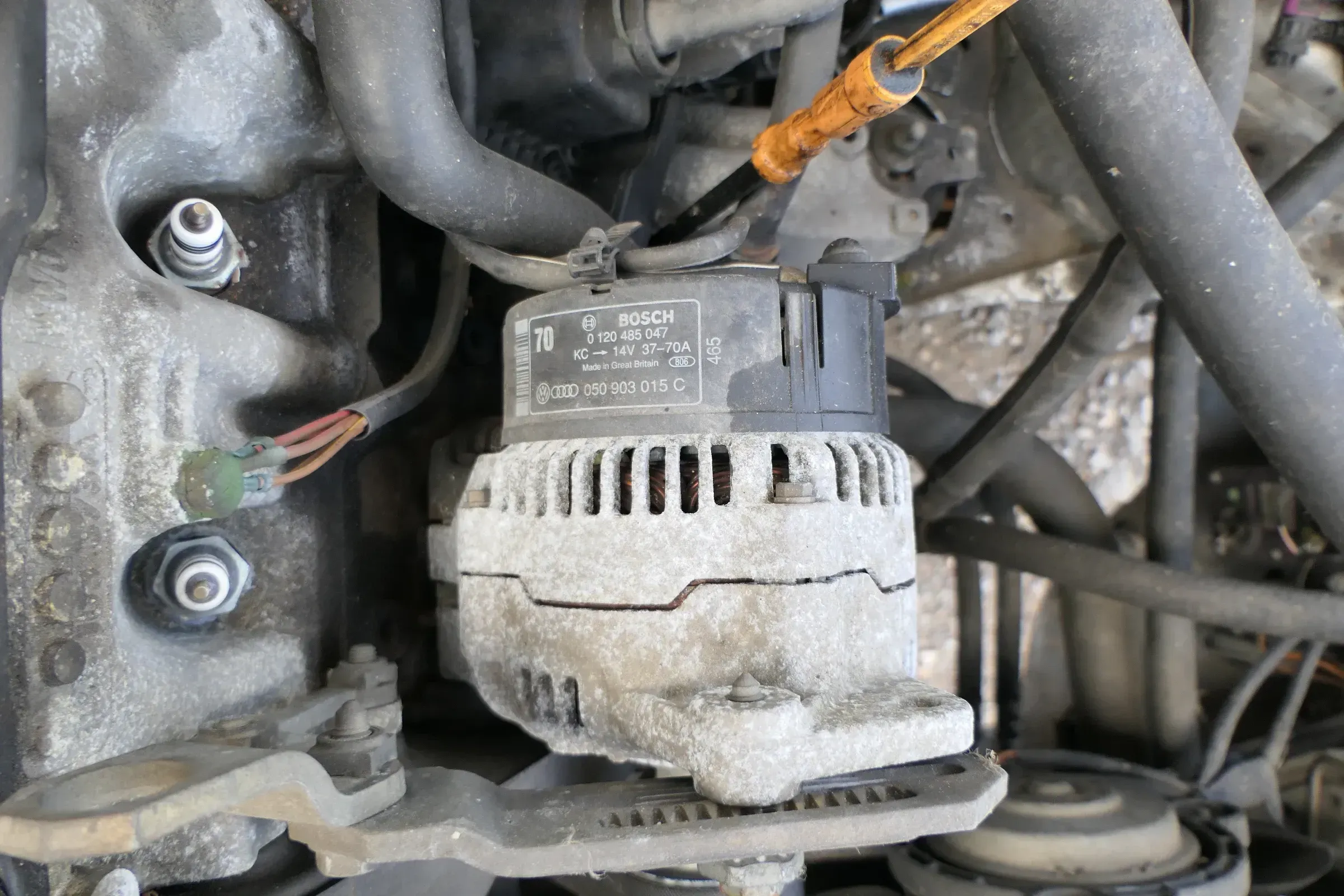 Audi 80 100 Lichtmaschine 050903015C Generator ABT - Bild 1