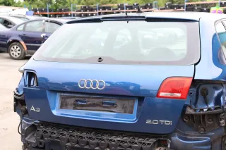 Audi A3 8P 4/5-Türer Heckklappe Klappe Schei hinten blau LZ5C ohne Anbauteile cc - Bild 1