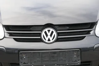 VW Golf 5 1K Grill Kühlergrill VW Zeichen Logo schwarz LC9Z blackmagic - Bild 1