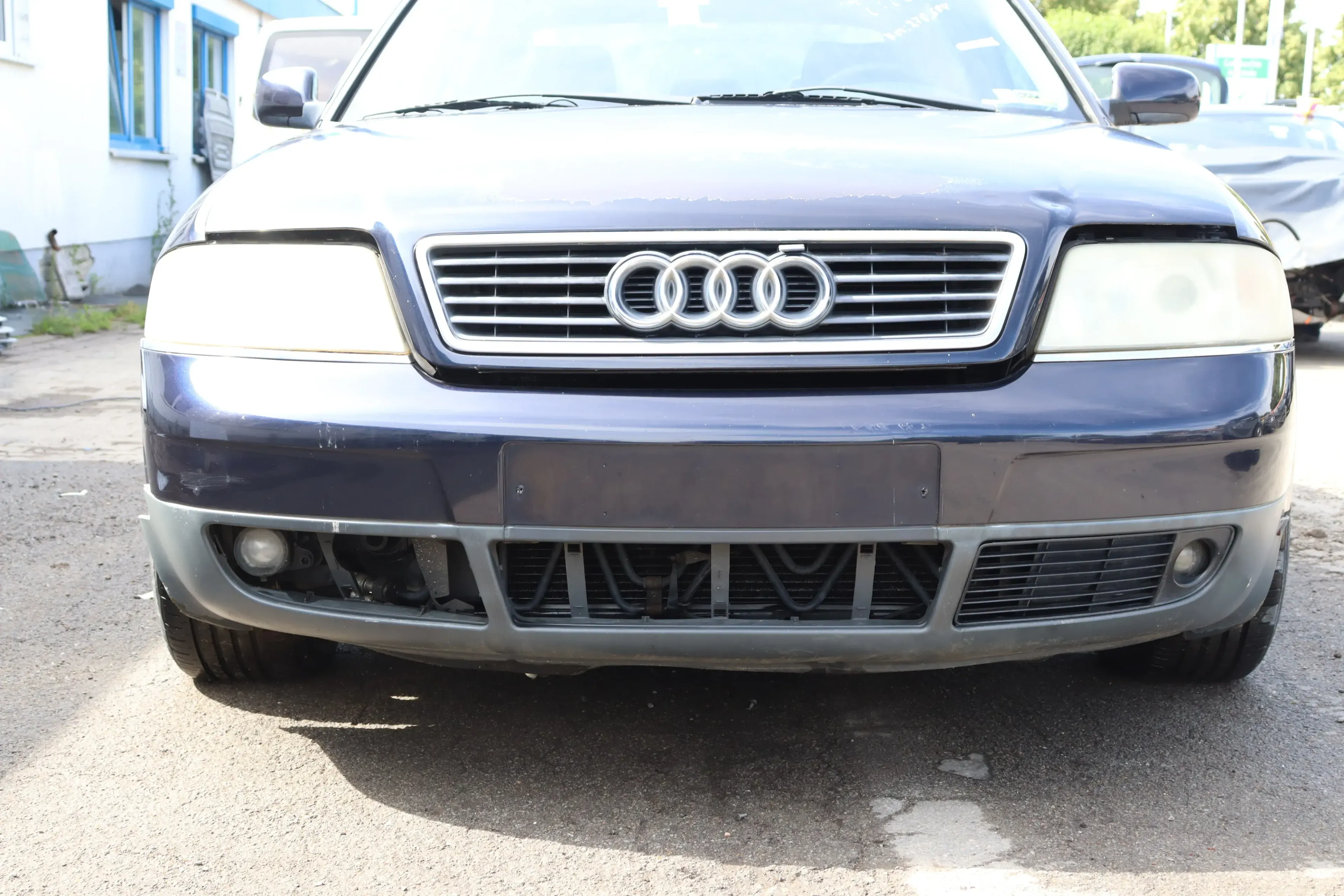 Audi A6 4B Frontstoßstange Stoßstange vorn vorne Stoßfänger blau LZ5L - Bild 1