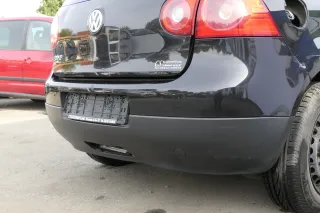 VW Golf 5 1K Limousine Stoßstange hinten Heckstoßstange schwarz LC9Z AHK auschni - Bild 3