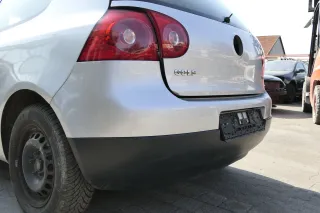 VW Golf 5 1K Limousine Stoßstange hinten Heckstoßstange silber grau LA7W refle - Bild 3