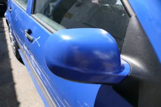 VW Golf 4 Bora manueller Spiegel vorne rechts Außenspiegel blau LW5Z Glas - Bild 1