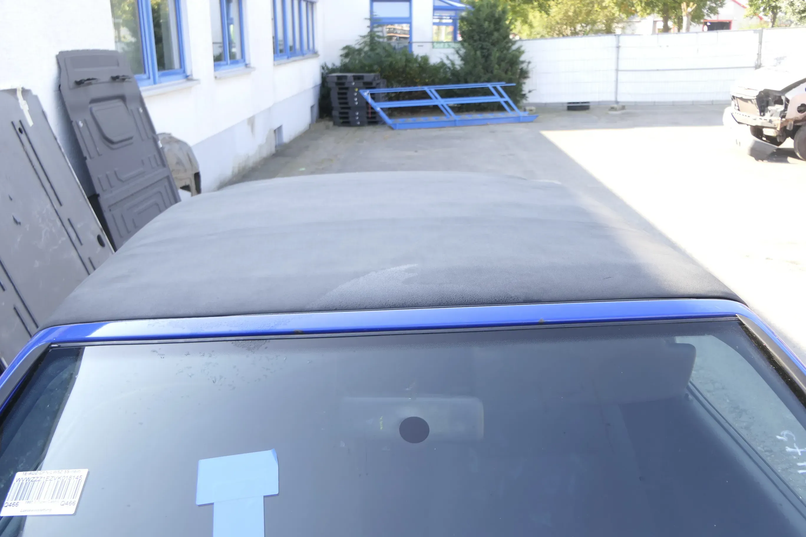 VW Golf 3 & 4 1E Cabrio Dach Scheibe Verdeck schwarz elektrisch - Mängel - Bild 1