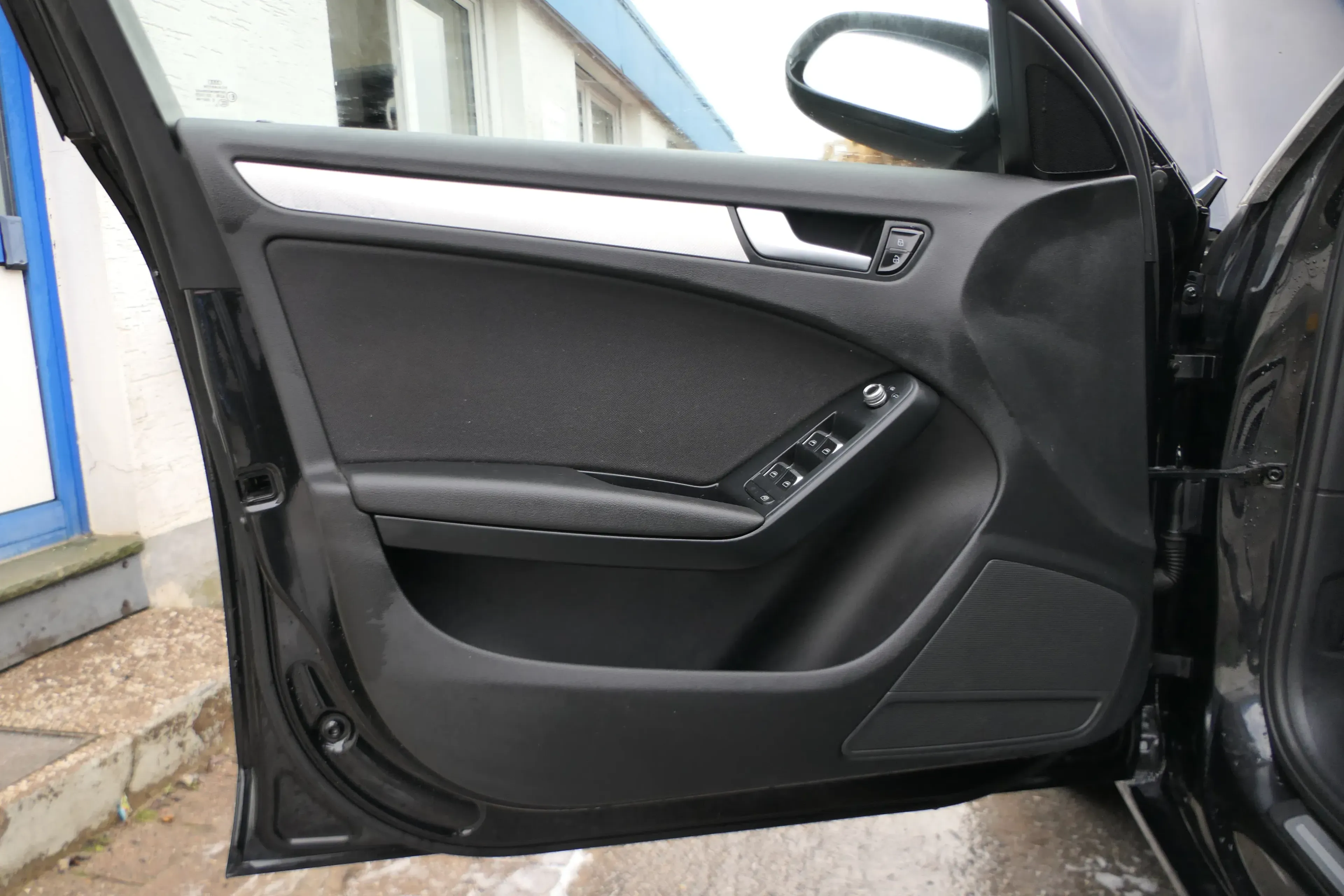 1x A4 8K B8 Türverkleidung Verkleidung Tür vorne links schwarz Stoff schwarz - Bild 1