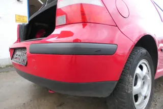 VW Golf 4 Limousine Stoßstange hinten Heckstoßstange Stoßfänger rot LY3D - Bild 4