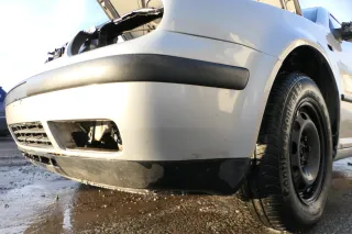 VW Golf 4 1J Stoßstange vorne Stoßfänger vorn silber LB7Z - Bild 3