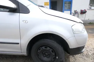 VW Fox 5Z Kotflügel vorne rechts silber LA7W - Bild 1