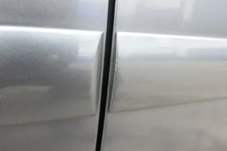 VW Touran 1T 1T3 Tür vorne rechts Beifahrertür grau LD7X platin -ohne Anbauteile - Bild 2