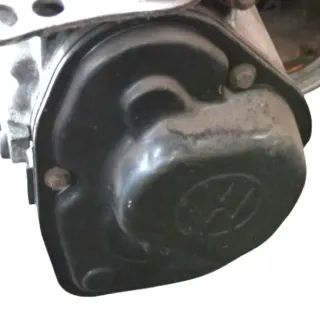 VW Polo 6N 6N2 Lupo Deckel Abdeckung Getriebe Schaltgetriebe 085301211 - Bild 1