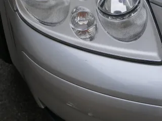 VW Touran 1T Stoßstange vorne Frontstoßstange Stoßfänger silber LA7W - Bild 5