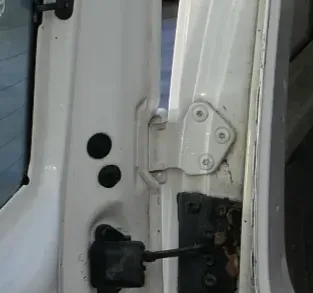 1x VW T% Scharniere für Tür für Flügeltür links hinten oben weiß - Bild 1