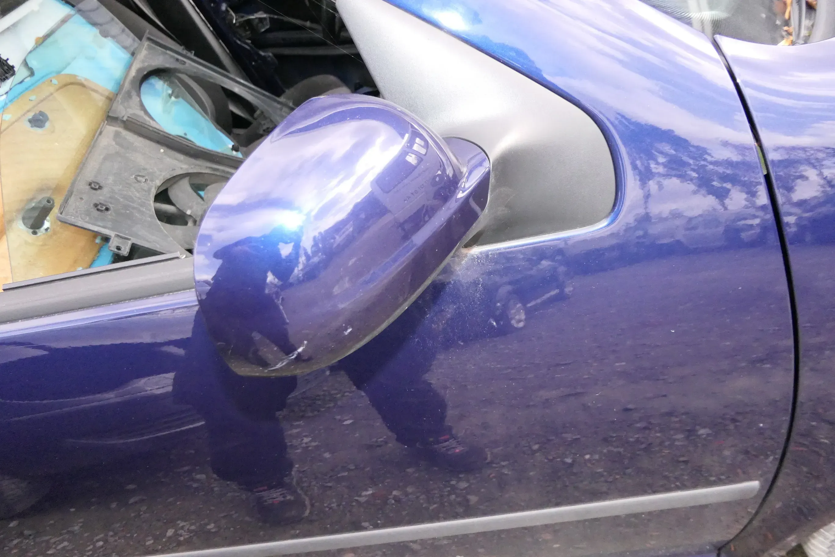 VW Golf 4 Bora elektrischer Spiegel vorne rechts Außenspiegel blau LB5N +Glas - Bild 1