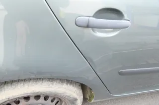VW Golf 5 V 1K Tür nur Türblatt hinten rechts 4/5-Türer grau blau LA6Q sagagreen - Bild 2