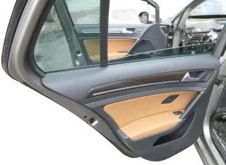 VW Golf 7 5G Limousine Türverkleidung Tür vorn hinten 4/5-Türer Leder braun - Bild 3