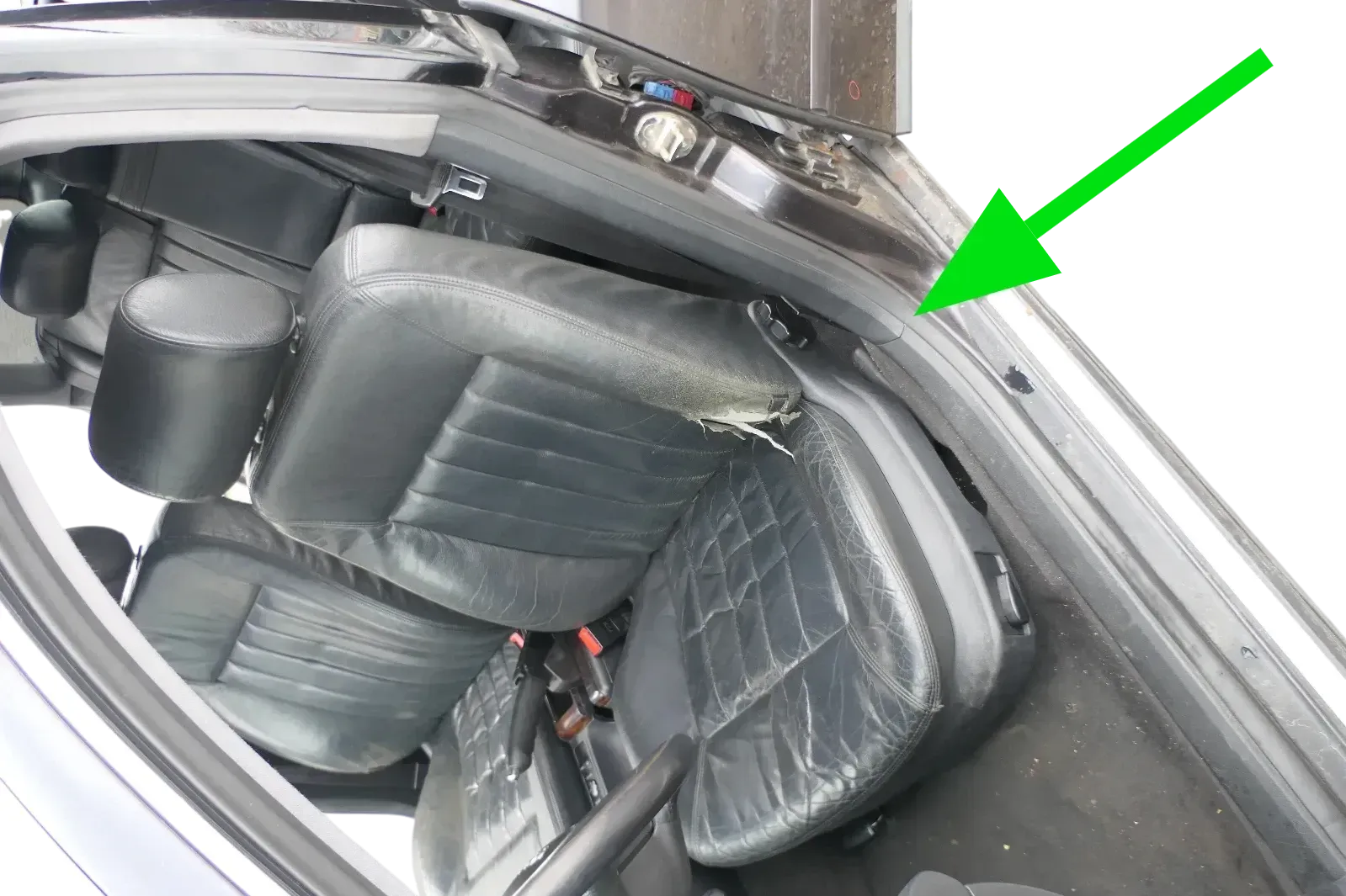 Audi A6 4B Türdichtung Dichtung Tür vorne links Fahrertür innen 4B0831721E - Bild 1