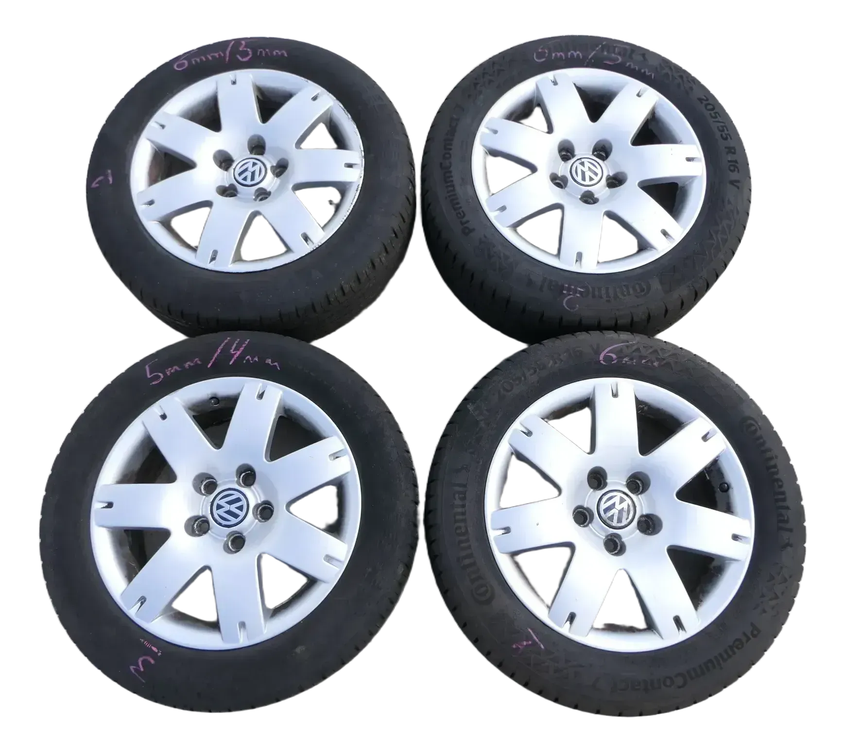 4x Felge Alufelgen Reifen VW Passat 3BG 3B0601025L 205/55 R16 Sommerreifen 4-6mm - Bild 1
