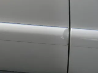 Audi A4 B5 Tür nur Türblatt hinten rechts silber LY7W - Facelift - Bild 5