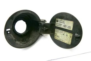 VW Golf 4 Limousine Tankdeckel Deckel Tank Tankverschluß Grau Anthrazit LC7V - Bild 3