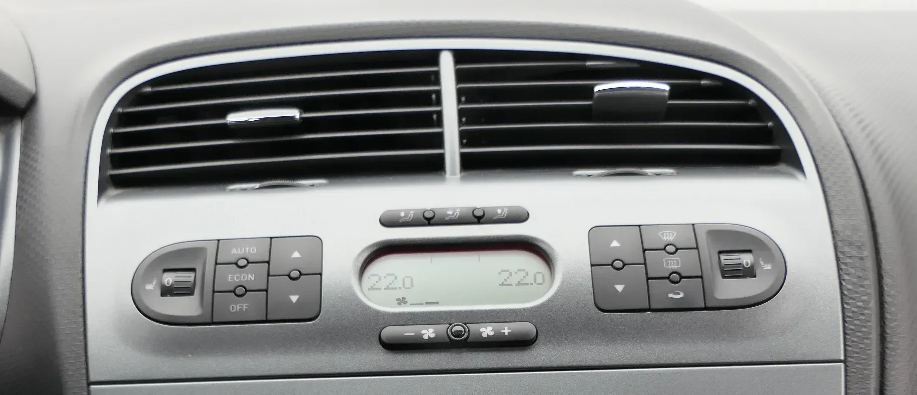 Altea 5P Mittelkonsole Verkleidung über Radio Klappe Lüftungsdüse silber 1GZ - Bild 1