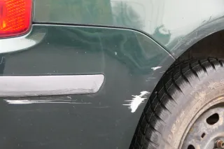 Skoda Fabia 6Y Kombi Stufenhec Stoßstange hinten Heckstoßstange grün LF8C - Bild 2